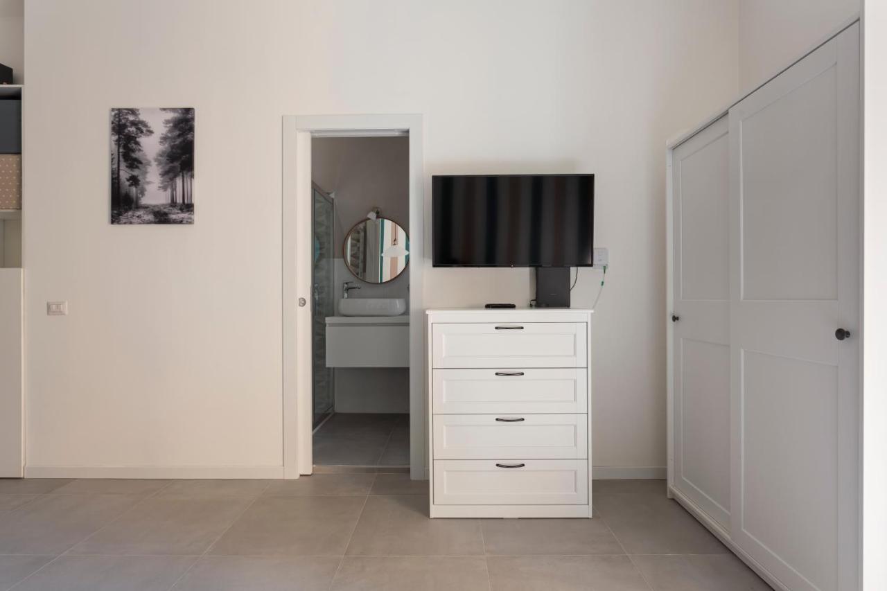 Peaceful Nest In Citta Studi Area Via Botticelli Apartment Milan Luaran gambar